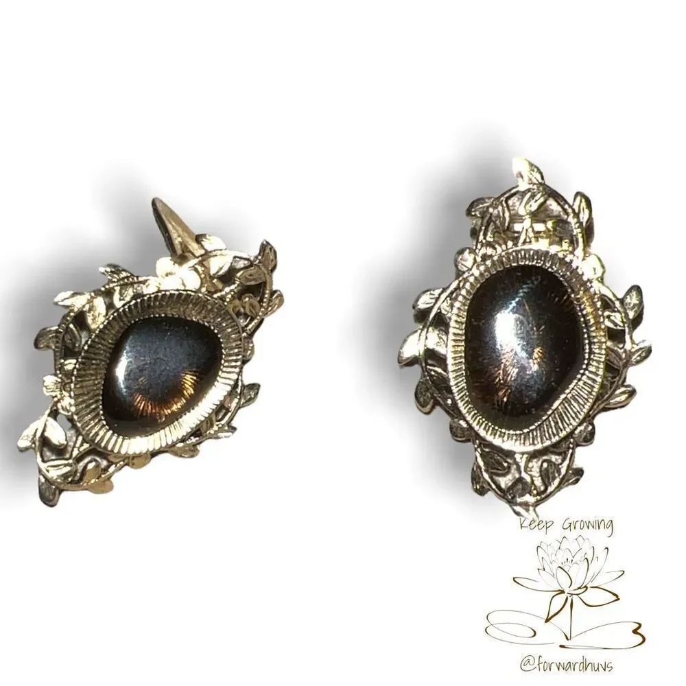 Vintage Antique-Style Clip-On Earrings - Exquisite Condition